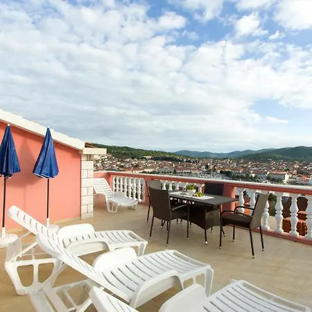 Frlan Apartament *