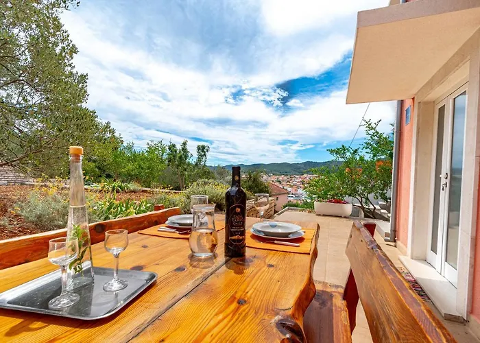 Frlan * 尼亚卢卡