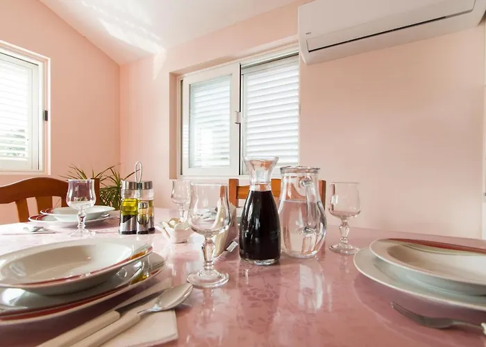 Frlan * 尼亚卢卡